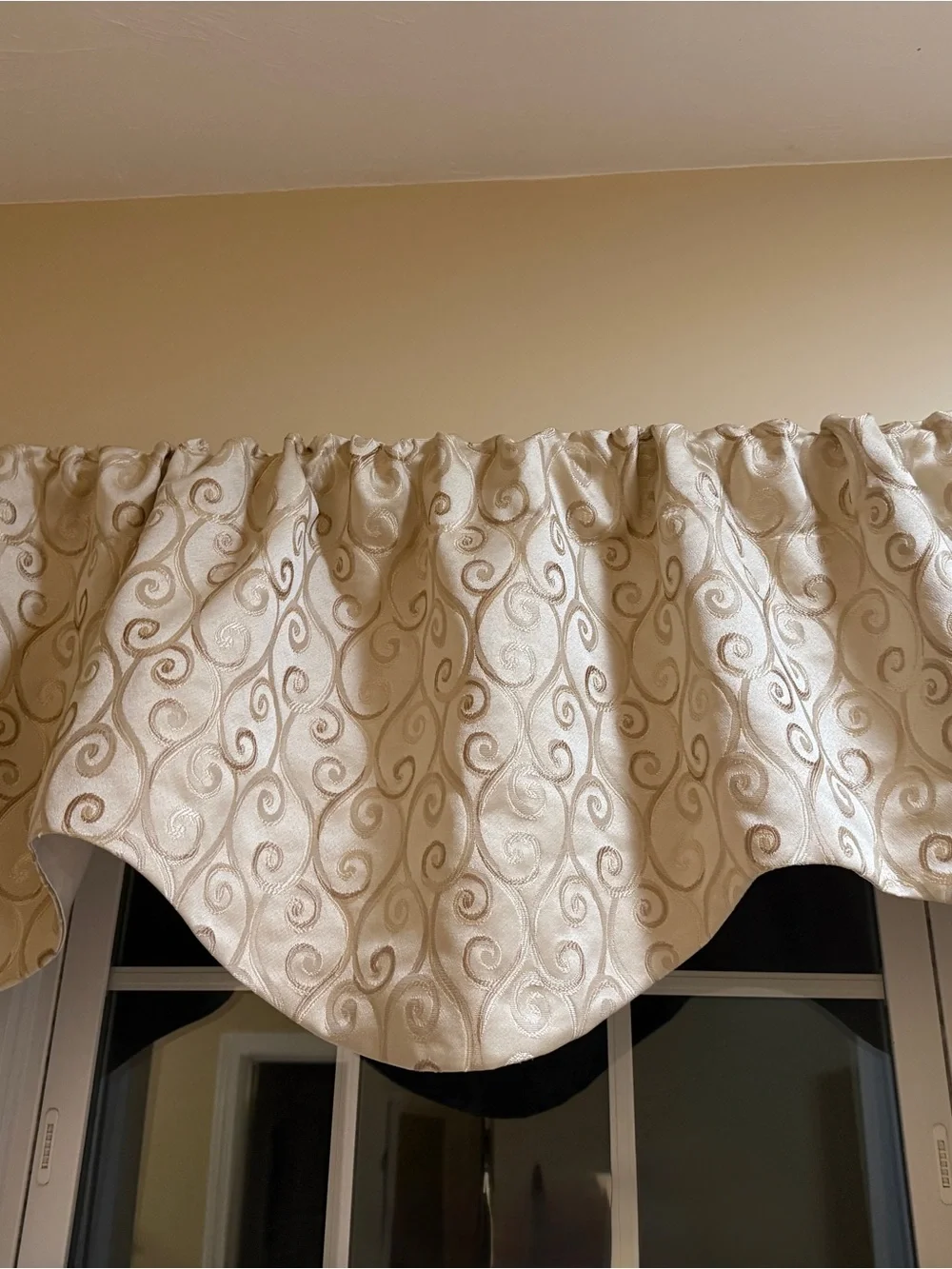 RLF Home Cream Scroll-Pattern Valance – Decorative Window Topper